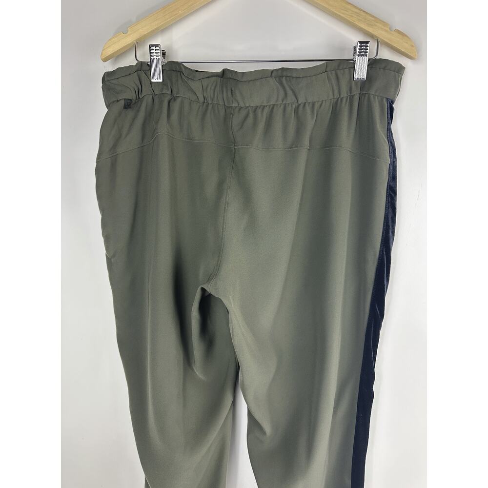 Lululemon On The Fly Jogger Pants Olive Green Black Velvet Trim Women's Size 12 - Picture 10 of 13